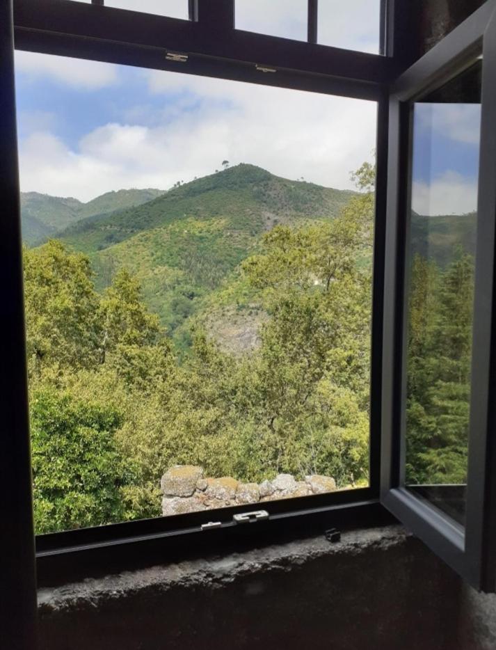 Villa Dos Santos - Geres Country House エクステリア 写真