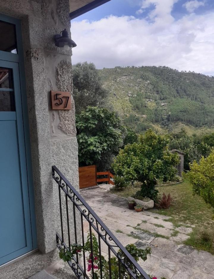 Villa Dos Santos - Geres Country House エクステリア 写真
