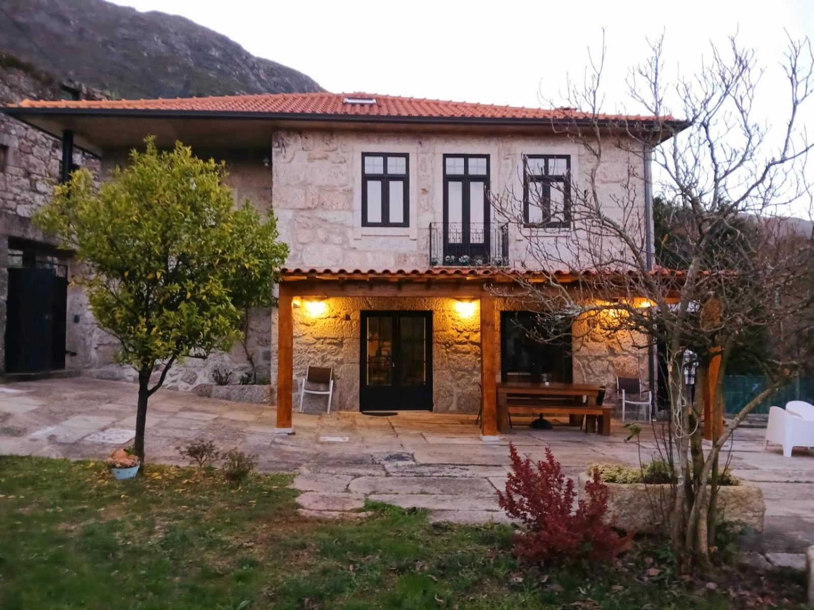 Villa Dos Santos - Geres Country House エクステリア 写真